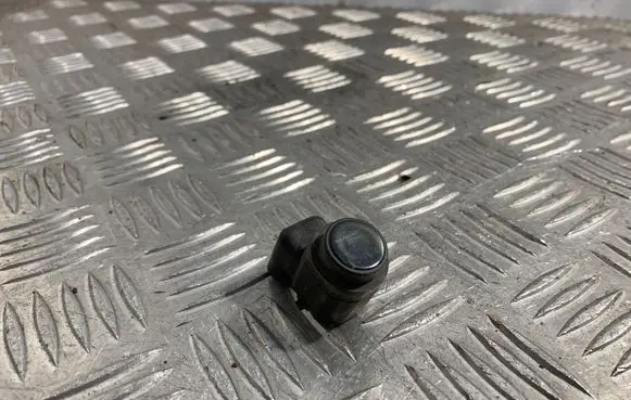 Audi A4 S4 B8 8K Parking PDC sensor 420919275