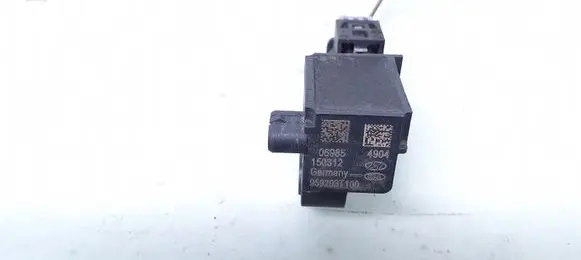 Hyundai i20 (GB IB) Airbag deployment crash/impact sensor 959203T100 069855904 150312
