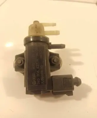 Volkswagen Golf V Vacuum valve 1K0906627A 08T24 70086800