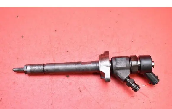 Citroen C4 Grand Picasso Fuel injector 0445110259