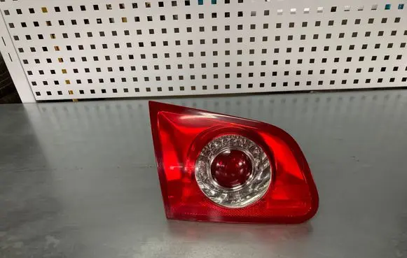 Volkswagen PASSAT B6 Tailgate rear/tail lights 3C9945093