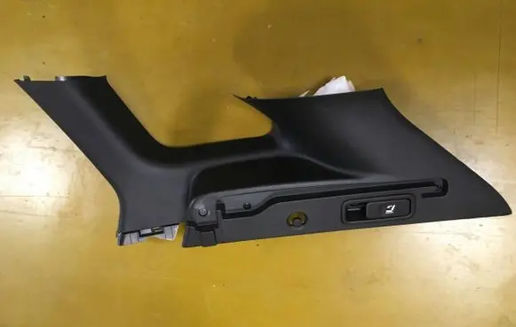 Renault Kadjar (D)pillar trim (top) 769346917R 769349110R