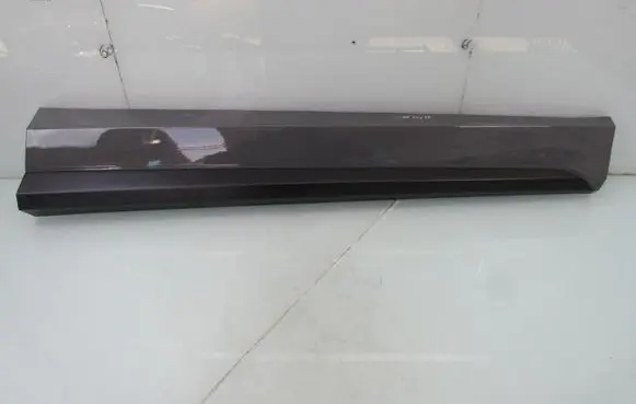 Hyundai Tucson IV NX4 Front door trim (molding) 87724N7CA0 PRAWY