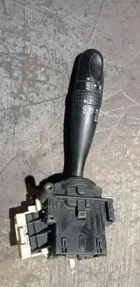 Toyota Corolla E120 E130 Indicator stalk 173681