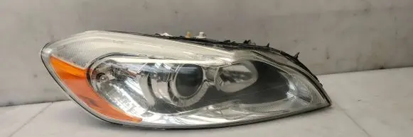 Volvo C70 Headlight/headlamp 31299759 0302535002 LE08F6183