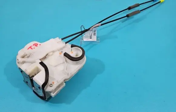 Mitsubishi Space Star Rear door lock IMPRK1418052