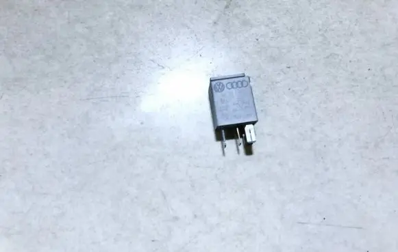 Volkswagen Golf V Other relay 1k0951253 0332011100