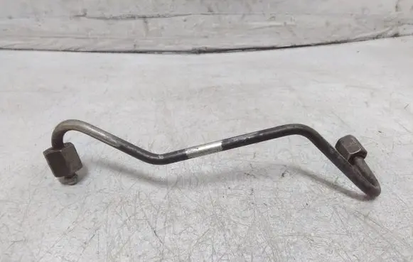 Hyundai Santa Fe Fuel injector supply line/pipe 