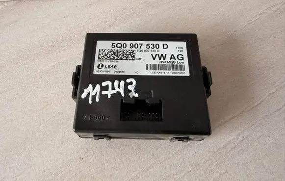 Volkswagen Golf VII Gateway control module 5Q0907530D