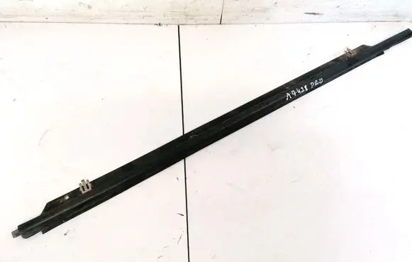 Dodge Neon Front door glass trim molding 
