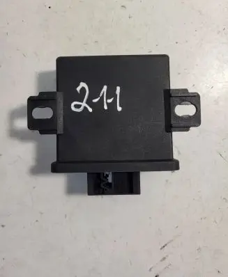 Mercedes-Benz E W211 Light module LCM A2118200985 0000204141 5DF00827805