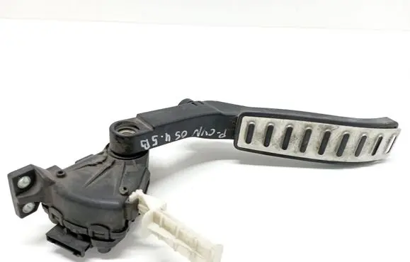 Porsche Cayenne (9PA) Accelerator throttle pedal 7L0723507