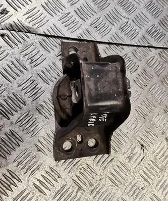 Nissan Note (E11) Engine mount bracket 11210AX600