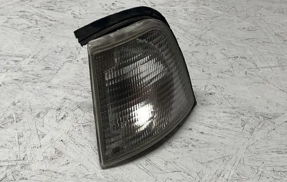 Audi 80 90 B3 Front indicator light 0084411505L