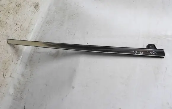Citroen DS4 Front door trim (molding) 20EA22