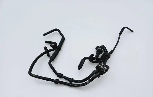 Volkswagen Touran I Vacuum line/pipe/hose 03G131051FL