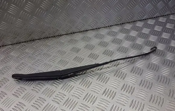 Fiat Punto (188) Front wiper blade arm