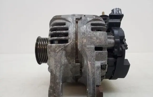 Toyota Corolla Verso E121 Generator/alternator 270600D030