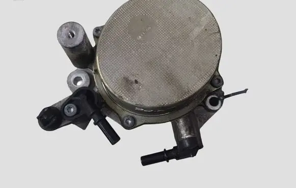Peugeot 5008 Vacuum pump 9673836180 7021390500 11T1080569