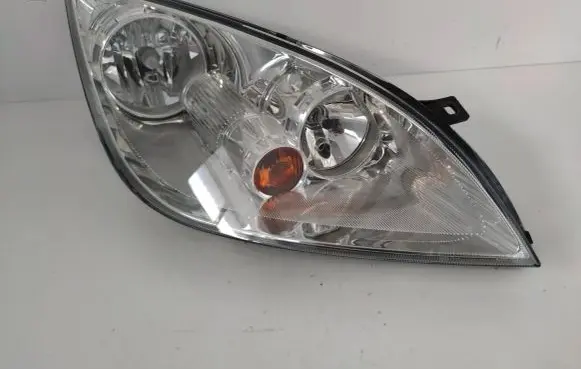 Mitsubishi Colt Headlight/headlamp 0301208202 MR957354