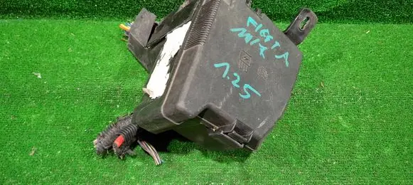 Ford Fiesta Fuse box set 8V51-14B144-BA