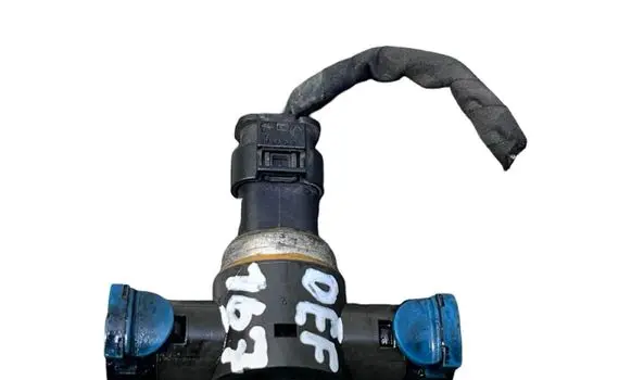 Volvo S90, V90 Fuel pressure sensor 31432653