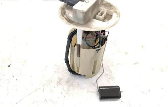 Peugeot 806 In-tank fuel pump 0580303025