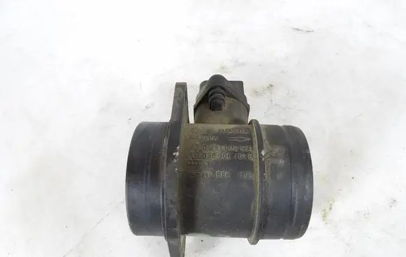 Volkswagen Polo Mass air flow meter 0281002531