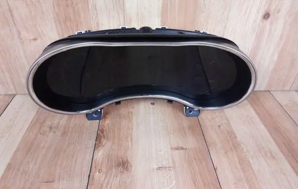 Jeep Grand Cherokee Speedometer (instrument cluster) 05091682AI