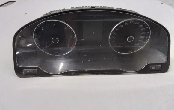 Volkswagen Transporter - Caravelle T5 Speedometer (instrument cluster) 7E0920860J