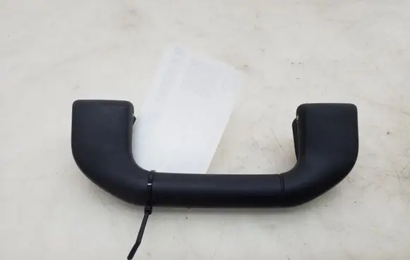 Mercedes-Benz E W212 Front interior roof grab handle A2048100051