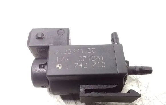 BMW 5 E60 E61 Turbo solenoid valve 1742712