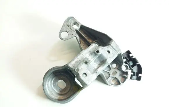 Audi A6 S6 C5 4B Engine mounting bracket 4B0199352B