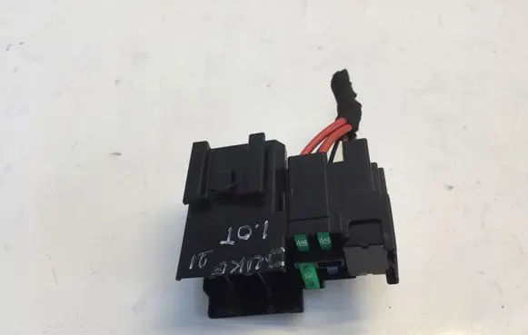 Nissan Juke II F16 Fuse box set 18022541