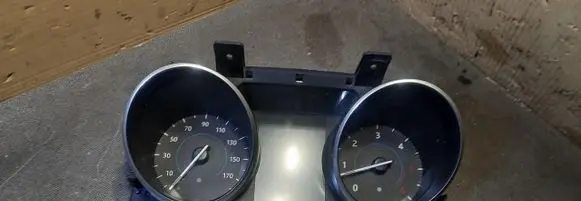 Jaguar XE Speedometer (instrument cluster) HX7310849BE