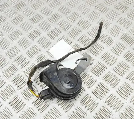 Mercedes-Benz E W213 Horn signal A2135424300 6033FB2853