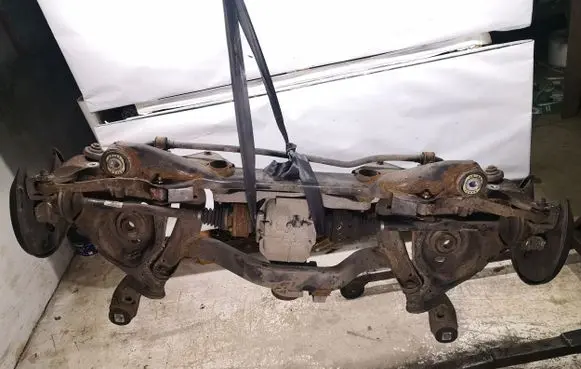Audi A6 S6 C6 4F Rear axle beam with reductor 4F0501203 4F0599287