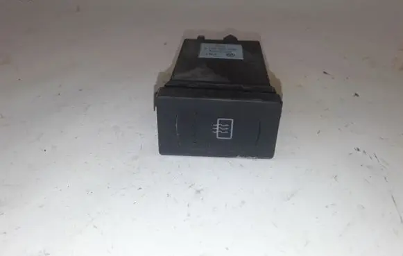 Volkswagen PASSAT B5 Windscreen/window heater switch 3B0959621B PNT