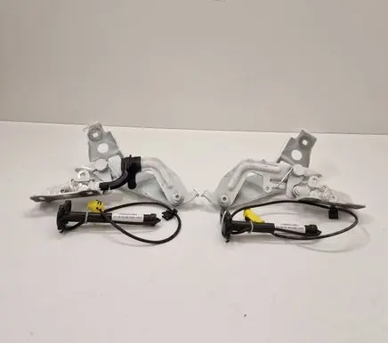 Mercedes-Benz EQB Engine bonnet/hood hinges A1778801200 A1778801100 A1779062301
