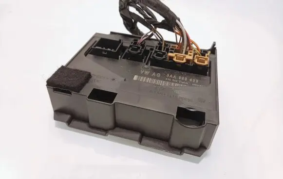 Volkswagen PASSAT B7 Other control units/modules 3AA959433 S0637H043