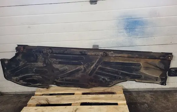 Mercedes-Benz C W203 Center/middle under tray cover A2036190138