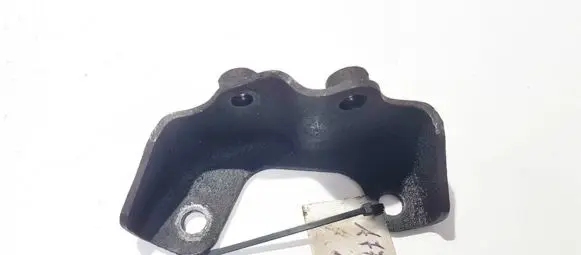 Mitsubishi Outlander Engine mounting bracket