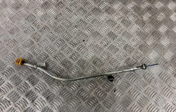 Maserati Ghibli Oil level dip stick 