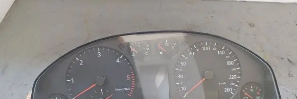 Audi A4 S4 B5 8D Speedometer (instrument cluster) 88311300