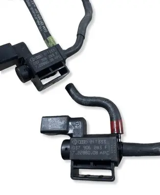 Porsche Cayenne (92A) Turbo solenoid valve 037906283 72288008 037906283F