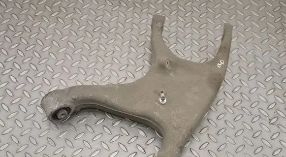 Porsche Macan (95B) Rear upper control arm/wishbone 8R0505312F