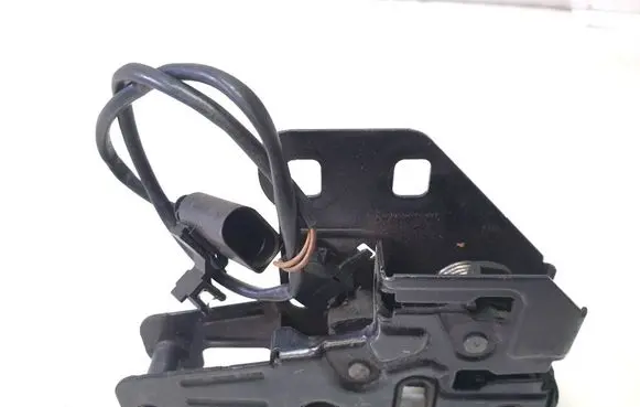 Audi A6 S6 C6 4F Engine bonnet (hood) release handle 4F0823509