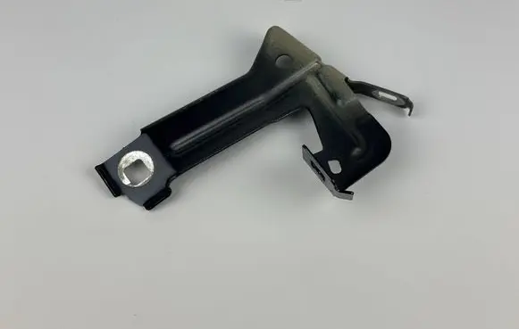 BMW M4 F82 F83 Fender mounting bracket 8055703 23310110 41358055703