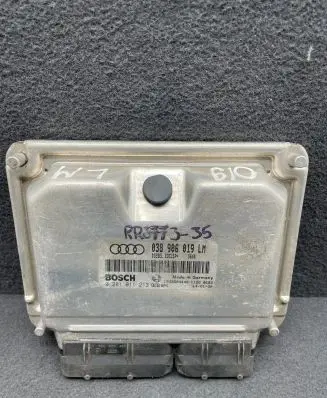 Audi A6 S6 C5 4B Engine control unit/module 038906019LM 0281011213