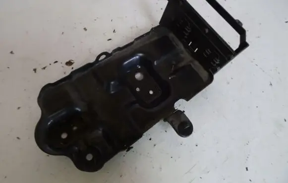 Opel Antara Battery bracket 